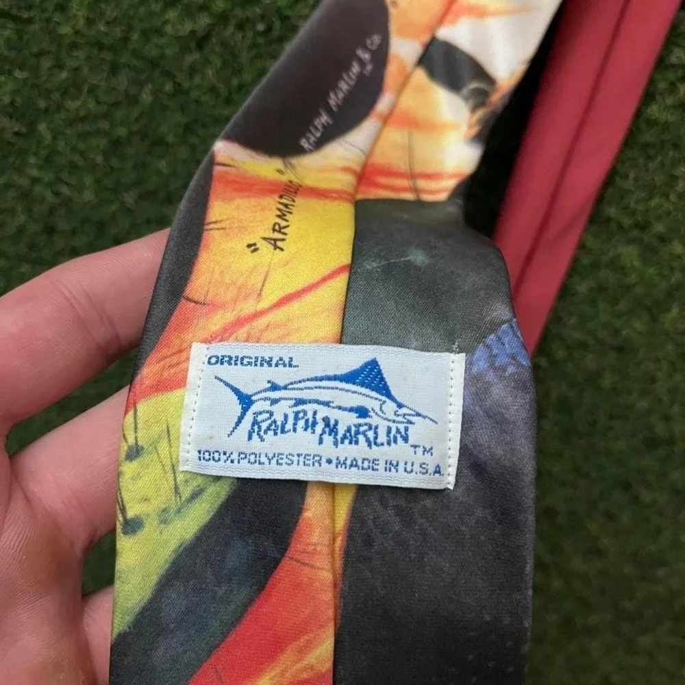 Vintage 90s Ralph Marlin & Co Armadillo Art Nature‎ Neck Tie